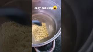 Cooking instant noodles cooking noodles easycookingrecipe [upl. by Ettebab]