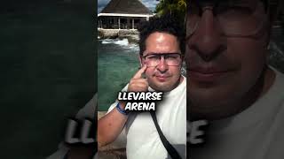 Turista guarda en frascos la arena de playa en Mexico y SE MOLESTAN termina mal 🇲🇽🏖️ Shorts [upl. by Rains]