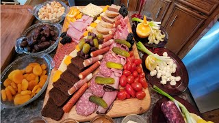 making a fancy Charcuterie tray with ingredients mostly from Aldies grocery store easy peasy [upl. by Yduj844]