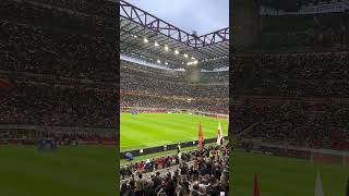 Milan Fans quotChe confusione sarà perché tifiamoquot Live HD [upl. by Encratis665]