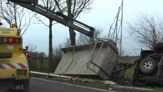 Geilenkirchen Unfall vor der Anschlussstelle Teveren B221  B56 [upl. by Tove]