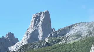 Naranjo de Bulnes [upl. by Rehprotsirhc]