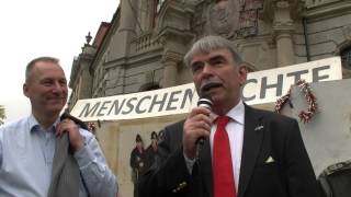 Gustl Mollath bezieht Stellung am 10102014 vor dem Landgericht Bayreuth [upl. by Kendra]