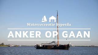 Anker ophalen bij een platbodem van Waterrecreatie Syperda [upl. by Icyac67]