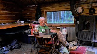 Martins Old Off Grid Log Cabin 158 Relaxing Cabin Life [upl. by Kealey555]