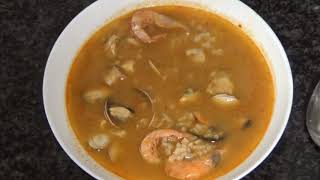 Sopa de marisco con arroz [upl. by Ecam]