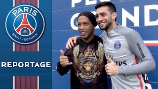 RONALDINHO RENCONTRE LES JOUEURS DU PARIS SAINTGERMAIN [upl. by Goulden]