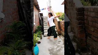 ye raja khiyo mahur khhake mar jayem bhojpuri dance trendingshorts [upl. by Ahsercel990]