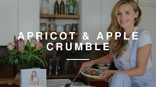 Niomi Smart  Apple amp Apricot Crumble  Eat Smart  Wild Dish [upl. by Ilahtan618]