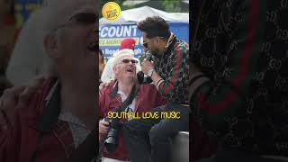 ROSHAN PRINCE TEACHES PUNJABI SONG TO ENGLISH MAN  HAYES MELA  2023  roshanprince [upl. by Connett]