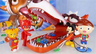 DANTE LUPO DOLORANTE  Gufetta dei Pj Masks e Topolino sfidano Daniel Tiger e Splash Challenge [upl. by Akimahs]