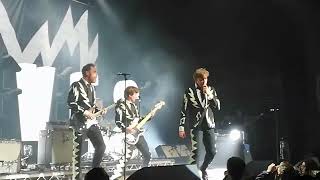 The Hives Main Offender  Civic Hall  Wolverhampton 2024 [upl. by Tabbi]