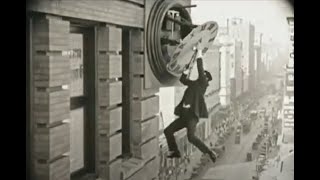 1923 Harold Lloyd Safety last clock scene [upl. by Rog]