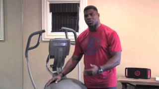 Herschel Walker On His Octane Fitness Elliptical Machine [upl. by Irem]