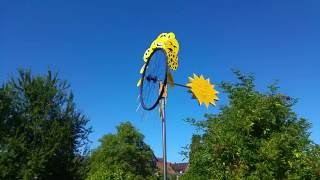 DIY  Windspiel selber gebaut aus Fahrradfelge mit Windfahne [upl. by Padriac44]