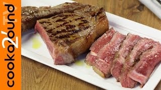 Bistecca stile fiorentina al forno  Ricetta secondi carne [upl. by Narf]