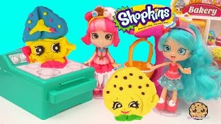 Jessicake amp Donatina Shoppies Make Playdoh Shopkins Cookies with Cookie Cutters  Play Video [upl. by Hedvige]