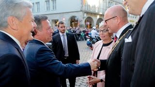 Jordaniens König Abdullah II ausgezeichnet [upl. by Aubrie]