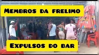 Inédito Membros da Frelimo expulsos de um bar [upl. by Garbe]