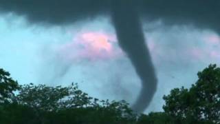 Elmwood IL Tornado 06052010 [upl. by Harvard]