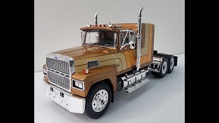 FORD LTL 9000 BY IXO MODELS UNBOXING AND REVIEW 143 SCALE DIECAST SEMI TRAILER TRUCK BIG RIG [upl. by Harvard]