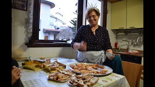 LE CHIACCHIERE  RICETTE DELLA NONNA MARIA [upl. by Aihsoek]