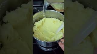 Perfect mashed potatoes use this No butter no milk [upl. by Rellia671]