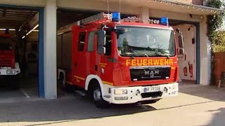 Bürger in Friedrichstadt werden für Freiwillige Feuerwehr zwangsverpflichtet [upl. by Yonit826]