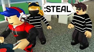 BREAKING INTO HOUSES AND ROBBING PEOPLE IN ROBLOX BLOXBURG [upl. by Eiderf]