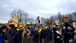 🚨🚜 Arroganz des Bundeskanzlers Olaf Scholz beim Spatenstich in Freiburg verärgert die Bauern [upl. by Laurita]