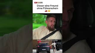 DFBMittelfeldstar Andrich findet immer eine Lösung ob beim Autofahren oder auf dem Fußballplatz 🤝 [upl. by Suoiradal]