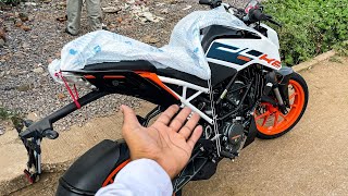 Finally 2024 New Model KTM Duke 125 Bs7  New Updates  Exhaust Sound Changes amp On Road Price [upl. by Ira]