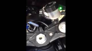 2011 Yamaha R1 starting problem [upl. by Eivlys]