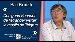 YannBer Kemener  «Des gens viennent de létranger visiter le moulin de Telgruc » [upl. by Anaujd]