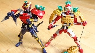 AC04 アームズチェンジ パイン amp イチゴアームズセット 鎧武とバロンで着せ替えレビュー！仮面ライダー鎧武ガイム [upl. by Liu822]