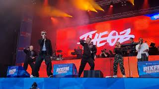 Theoz  Bara Lite Grann  Live  Rix FM festival 1482023 Kristianstad [upl. by Ordnasela598]