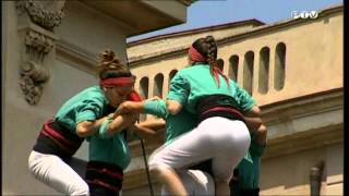 Castellers de Vilafranca  Primer 3 de 10 amb folre i manilles descarregat  Sant Fèlix 2013 [upl. by Assylla]