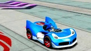 SONIC amp ALLSTARS RACING TRANSFORMED  le jeu mobile [upl. by Giark]