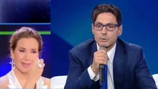 Barbara DUrso scopre in diretta TV di essere licenziata da Mediaset [upl. by Salisbury]