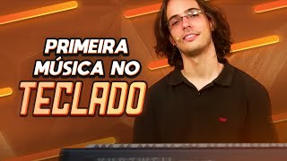 COMO TOCAR TECLADO Tocando sua primeira música [upl. by Yebloc]