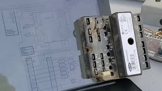 Honeywell Economizer Module 7212 Etc [upl. by Sicard139]