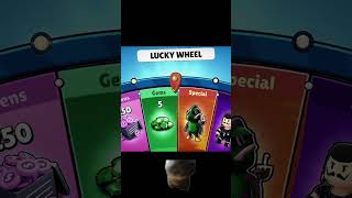 Spinning lucky wheel in stumble guys shorts [upl. by Eemla]