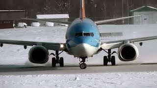 Sunwing Airlines  Boeing 737800  Takeoff  CFTZD  ValdOr CYVO [upl. by Noda]