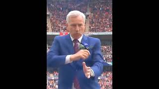 Football Managers dancing and funny moments🎵football edittrending [upl. by Ttezil]