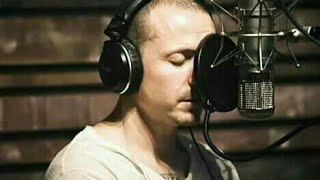 Chester bennington recording vocals in the studio chester grabando voces en el estudio [upl. by Tierza591]