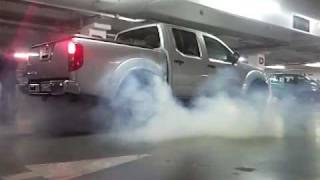 Nissan Navara burnout [upl. by Nojad]