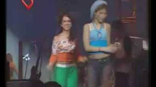 Erreway  Bonita De Mas with greek Subtitles [upl. by Aikit522]