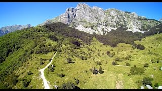 Campocatino Gioiello della Garfagnana visto da un Drone [upl. by Faye]