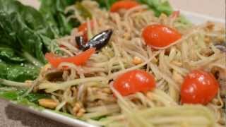 How to make Green Papaya Salad [upl. by Haldis]