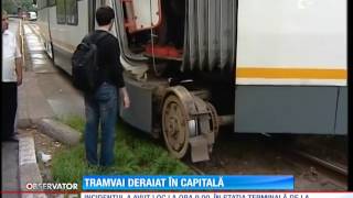 Tramvai deraiat în Capitală [upl. by Artinad]